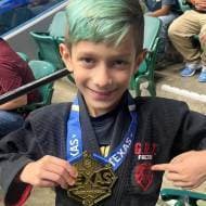 Holden Doumani profile photo