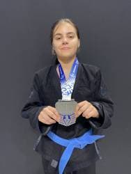 Leticia Silveira Andrade profile photo